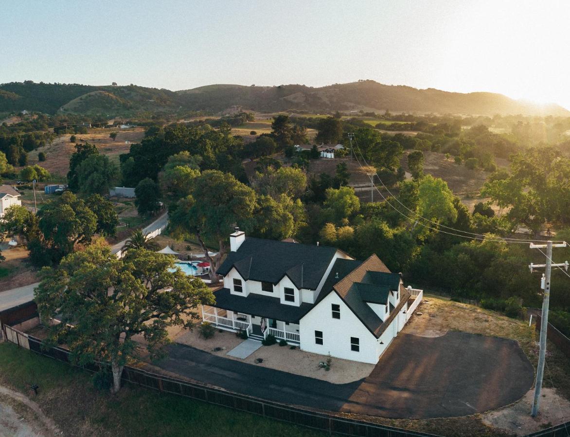 Wine Country Modern Farmhouse With Heated Pool, Hot Tub, Cybertruck Paso Robles Exterior photo