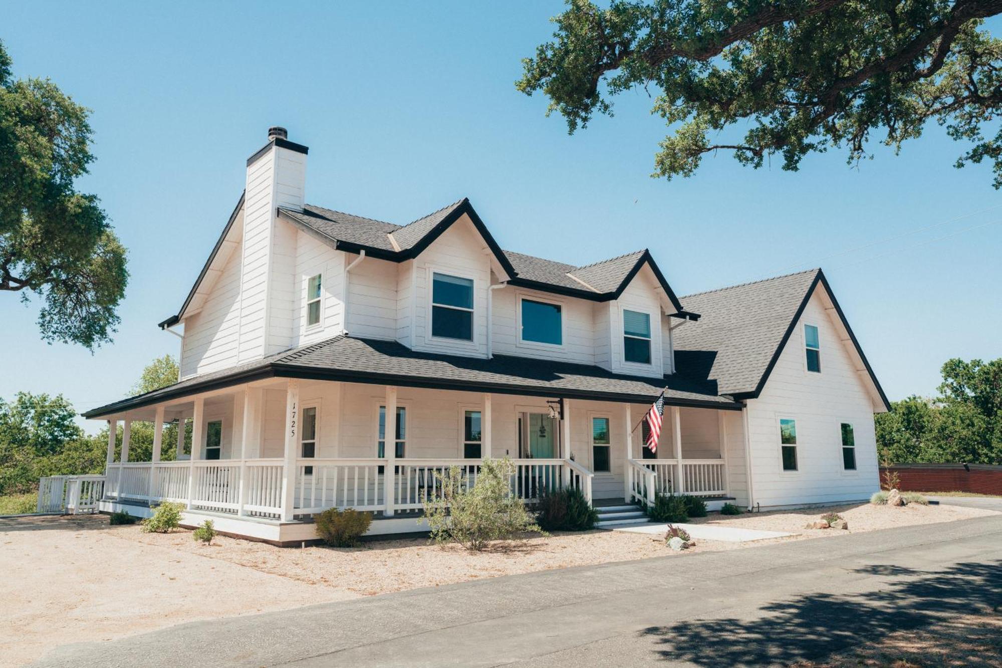 Wine Country Modern Farmhouse With Heated Pool, Hot Tub, Cybertruck Paso Robles Exterior photo