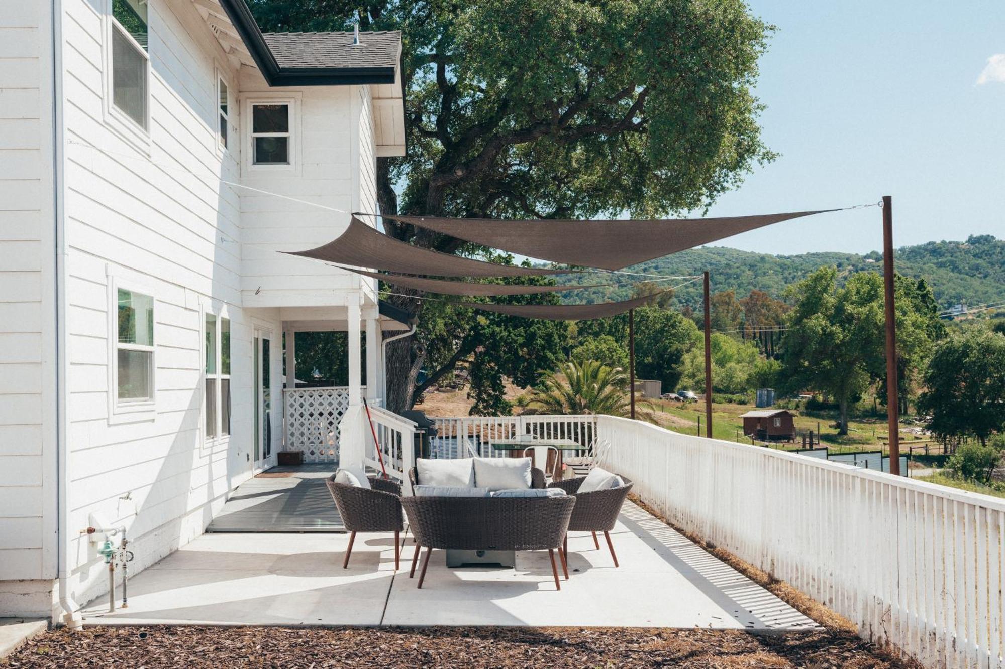 Wine Country Modern Farmhouse With Heated Pool, Hot Tub, Cybertruck Paso Robles Exterior photo