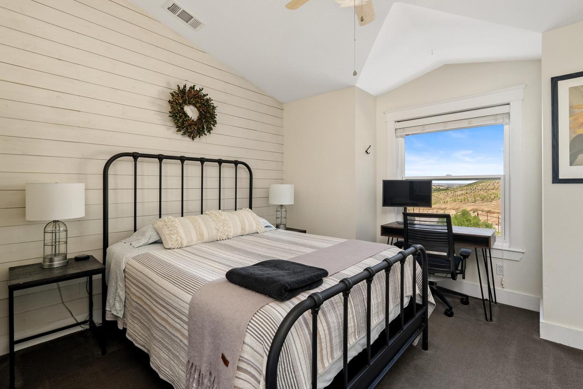 Wine Country Modern Farmhouse With Heated Pool, Hot Tub, Cybertruck Paso Robles Exterior photo